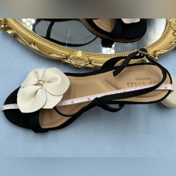 🆕 TED BAKER 🧿 NWOB ARIA ROSE Black & White Pearl Embellished Sandal, Sz US 6.5 - Picture 15 of 16